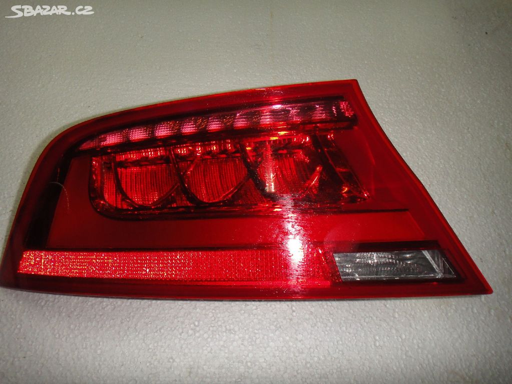Levé zadní led světlo Audi 4G8945095 vnější