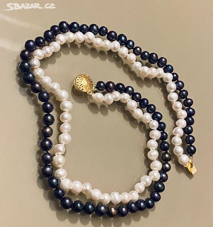 Dvouřadý perlový náhrdelník černobílé pravé perly
