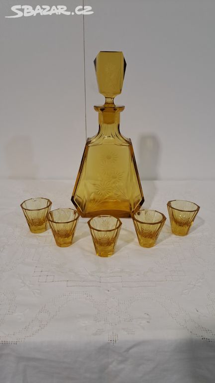 Starožitný ambrový likérový set Art deco 7164