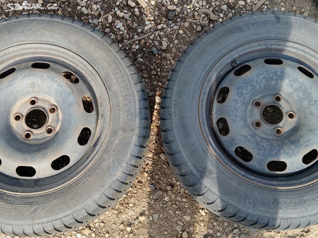 Škoda Octavia I sada disků + zimní pneu