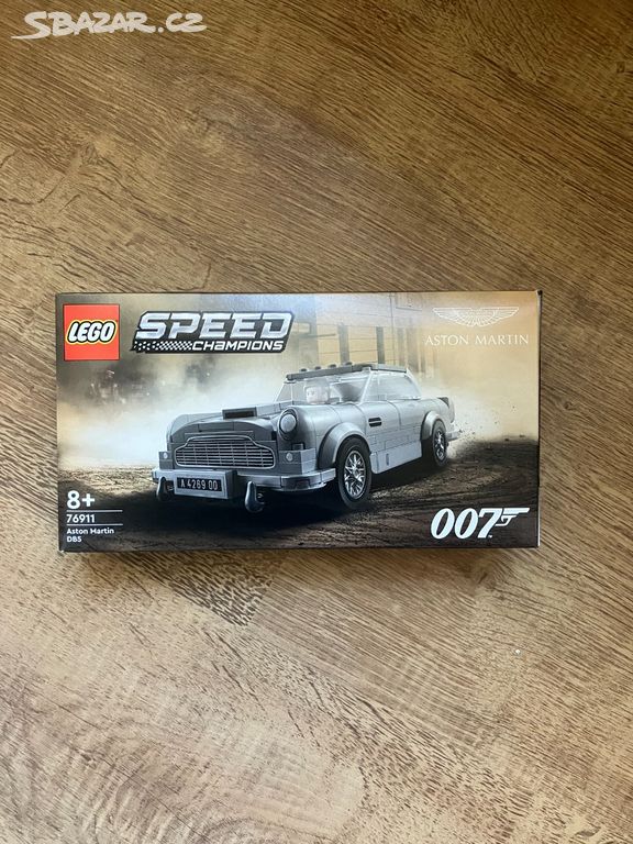 LEGO Speed Champions 76911 007 Aston Martin DB