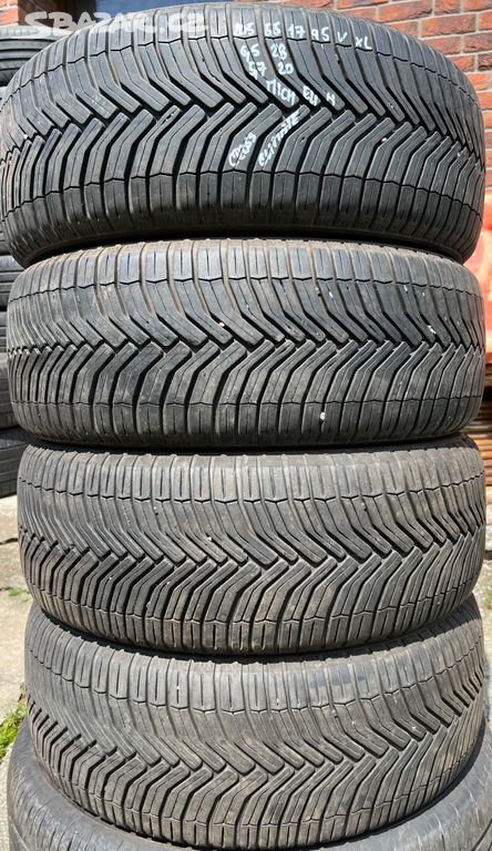 Celoroční pneu 205/55 R17 95V XL Michelin CrossCl.