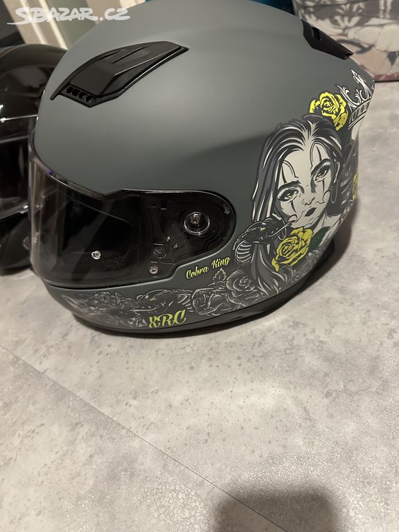 Dámská helma na motorku velikost L