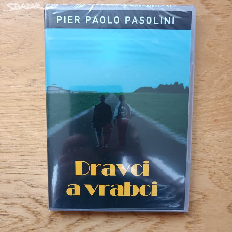 DVD Dravci a vrabci, režie Pier Paolo Pasolini