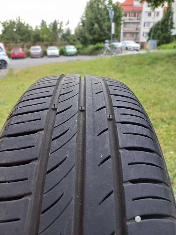 Pneu letní Kumho Ecowing ES31 185/60 R15 84T