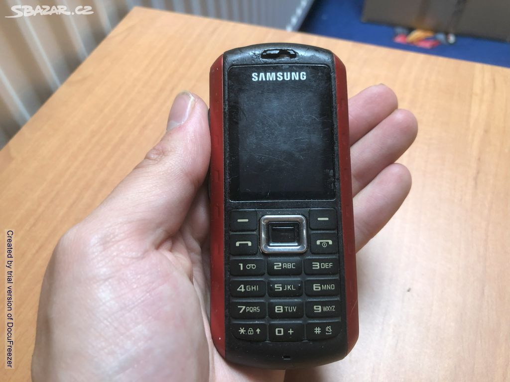 Mobilní telefon Samsung B2100