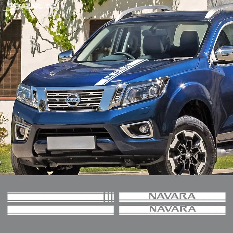 NISSAN NAVARA / samolepka na karoserii