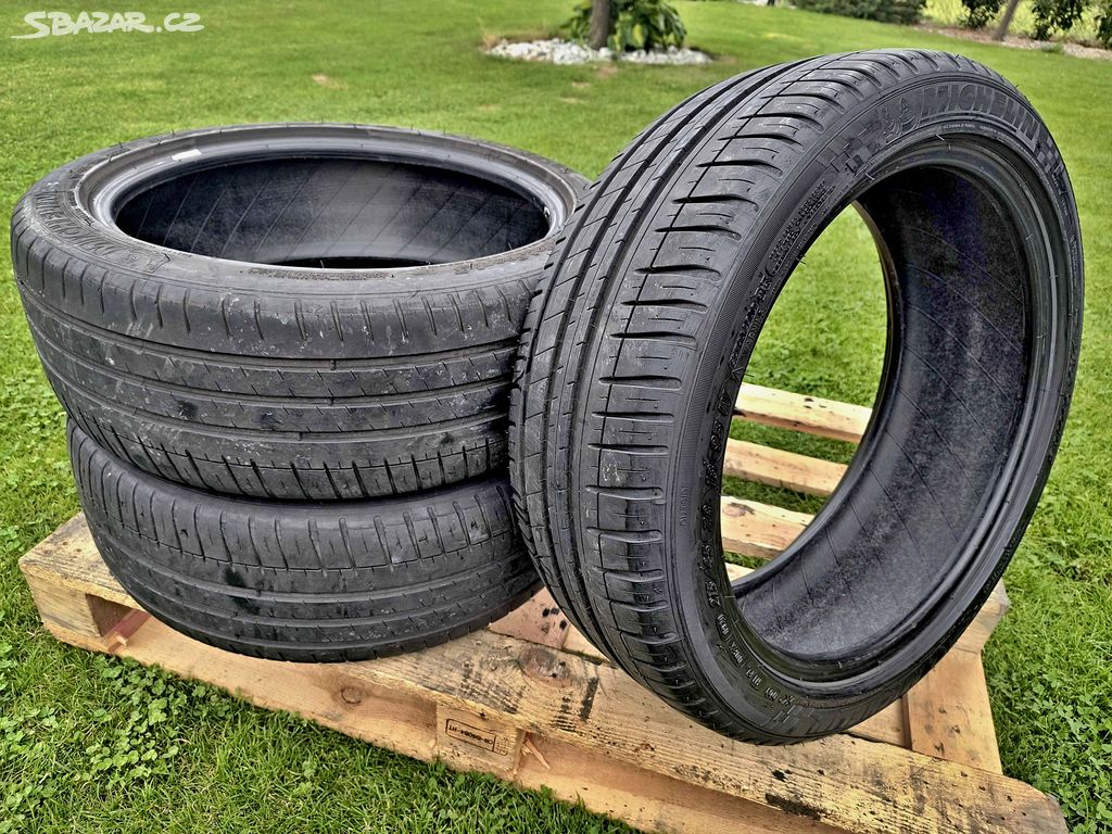 Letní pneu Michelin 215/45 ZR18