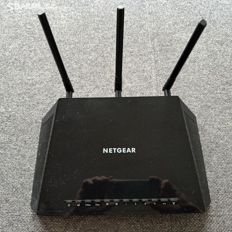 Smart WiFi Router Netgear AC1750 model R6400v2