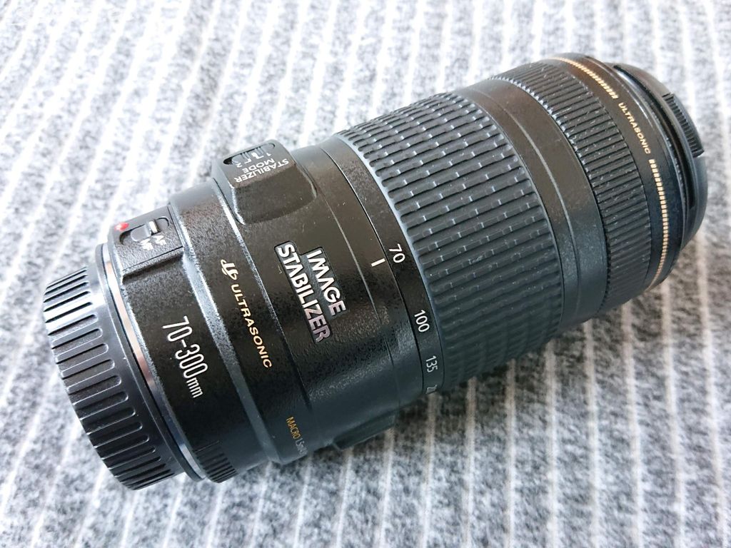 CANON EF 70-300mm f/4,5-5,6 IS USM