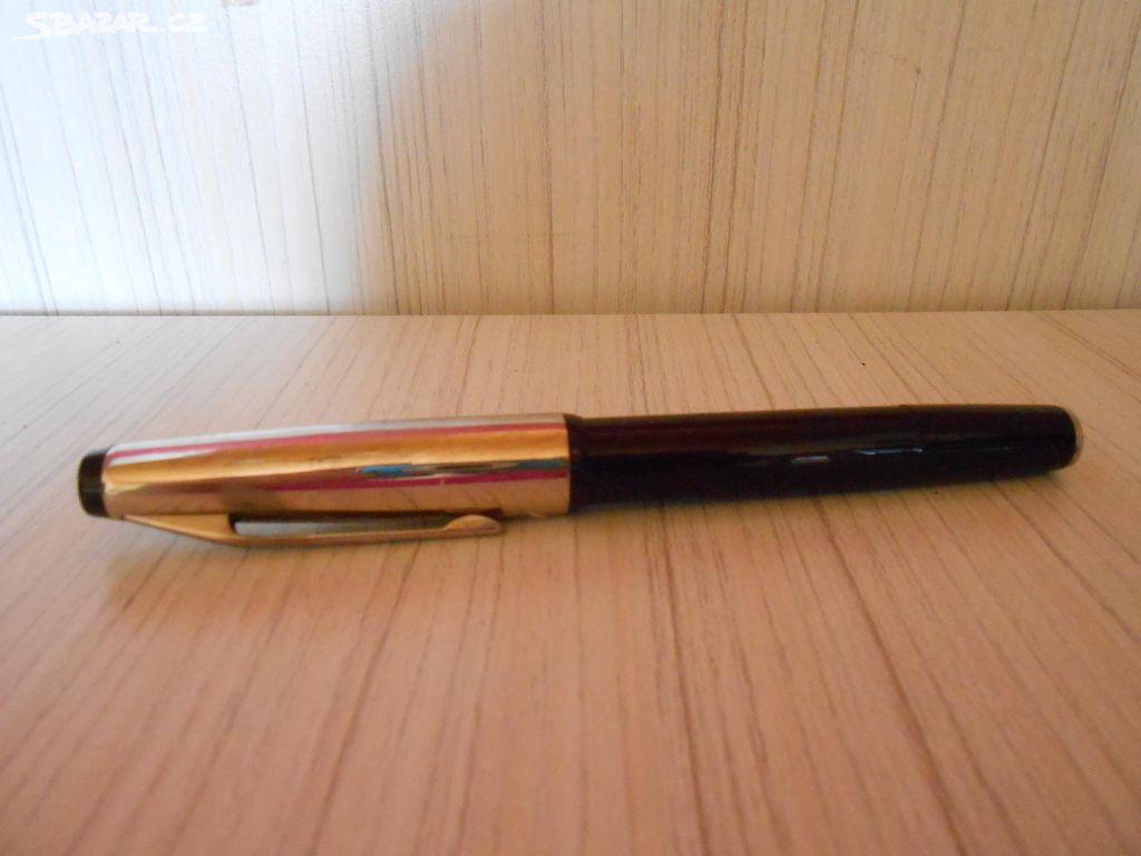 Retro plnící pero (cena včetně poštovného)