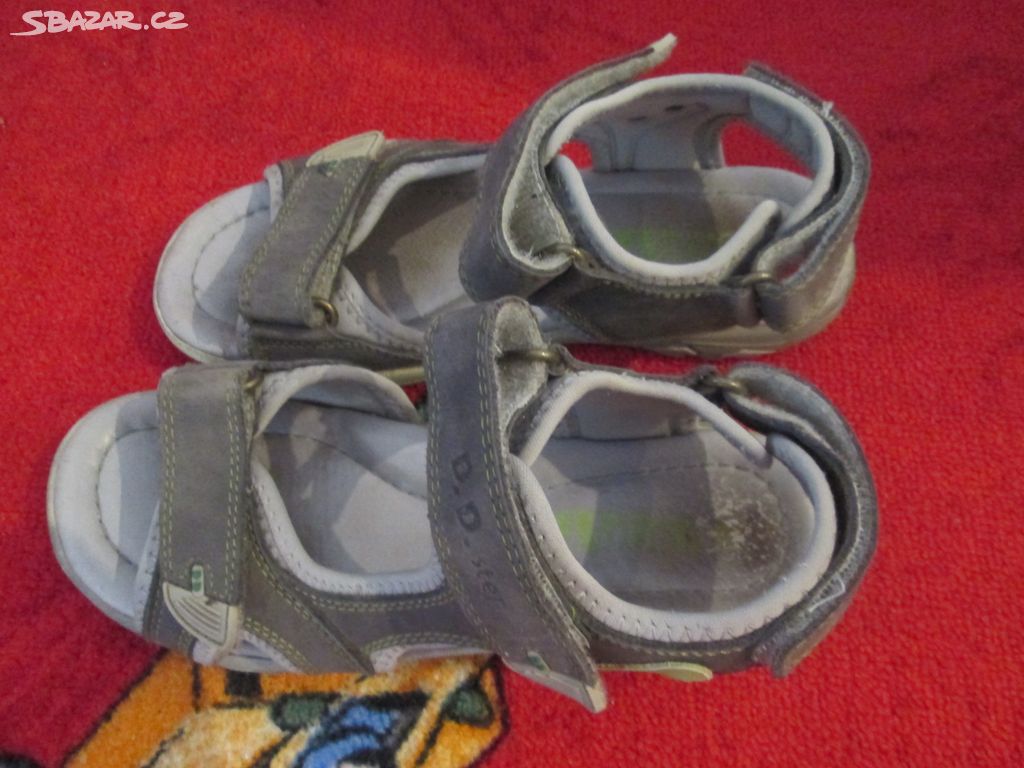 Dětské kožené sandály D.D.step vel. 35 - nošené