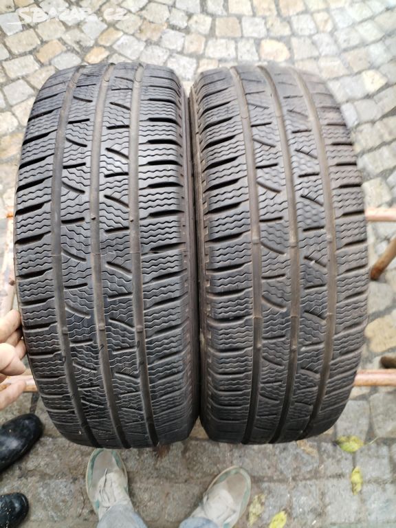 215/60/16C zimni pneu PIRELLI 215/60 R16C