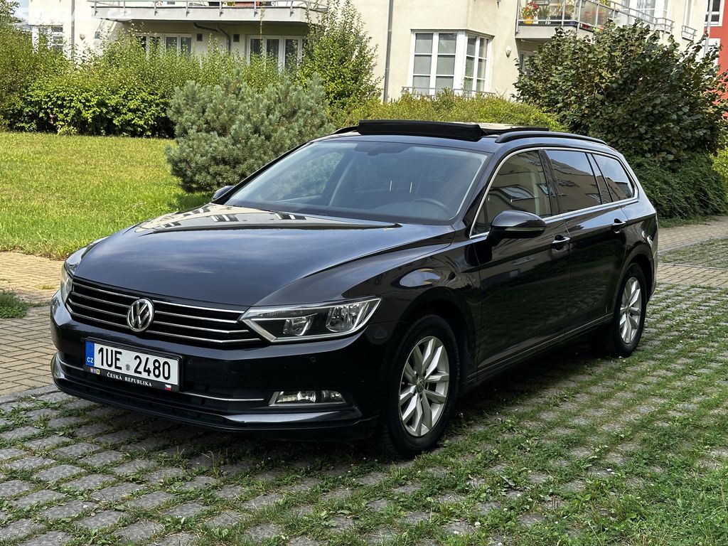 VW Passat B8 1.6 TDI Panorama Navi ACC Kessy ERGO