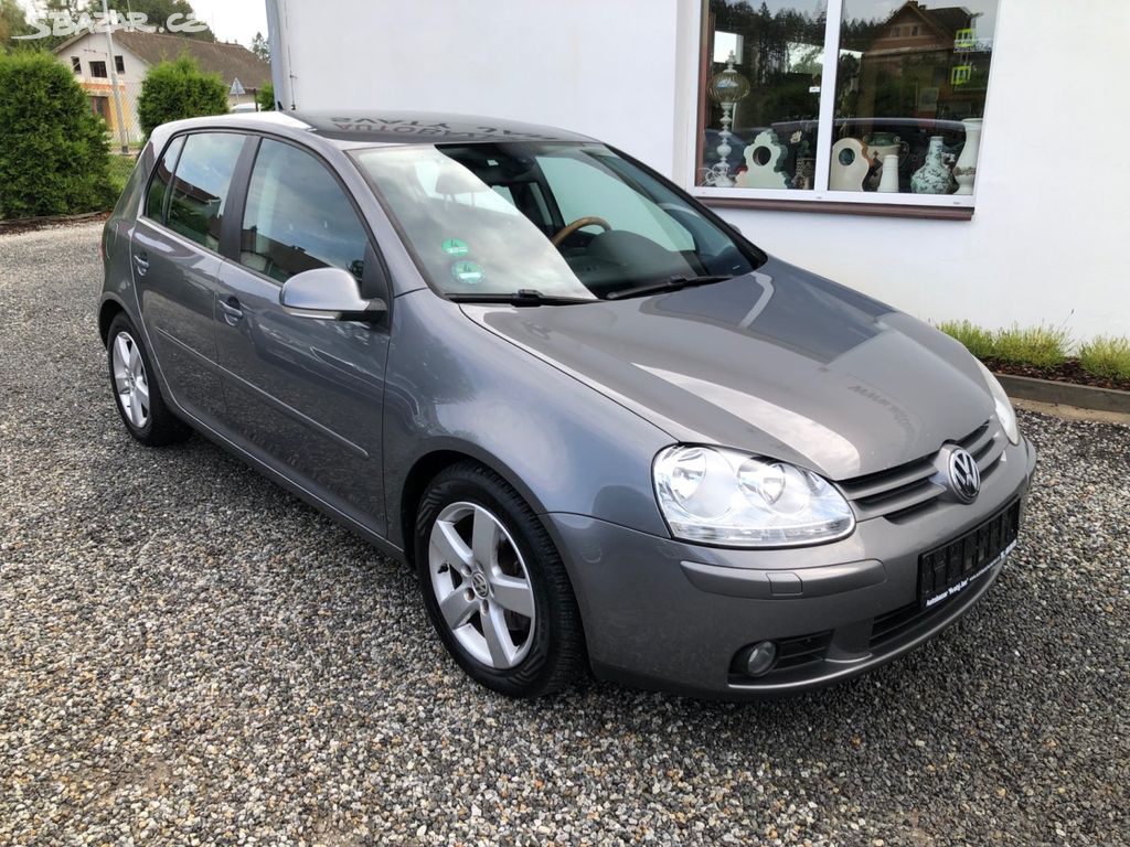 Volkswagen Golf, 2.0 TDI TOP STAV