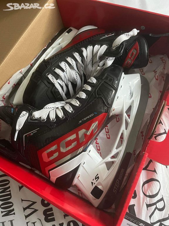 Brusle CCM Jetspeed FT6 Pro SR 42 (8,5)