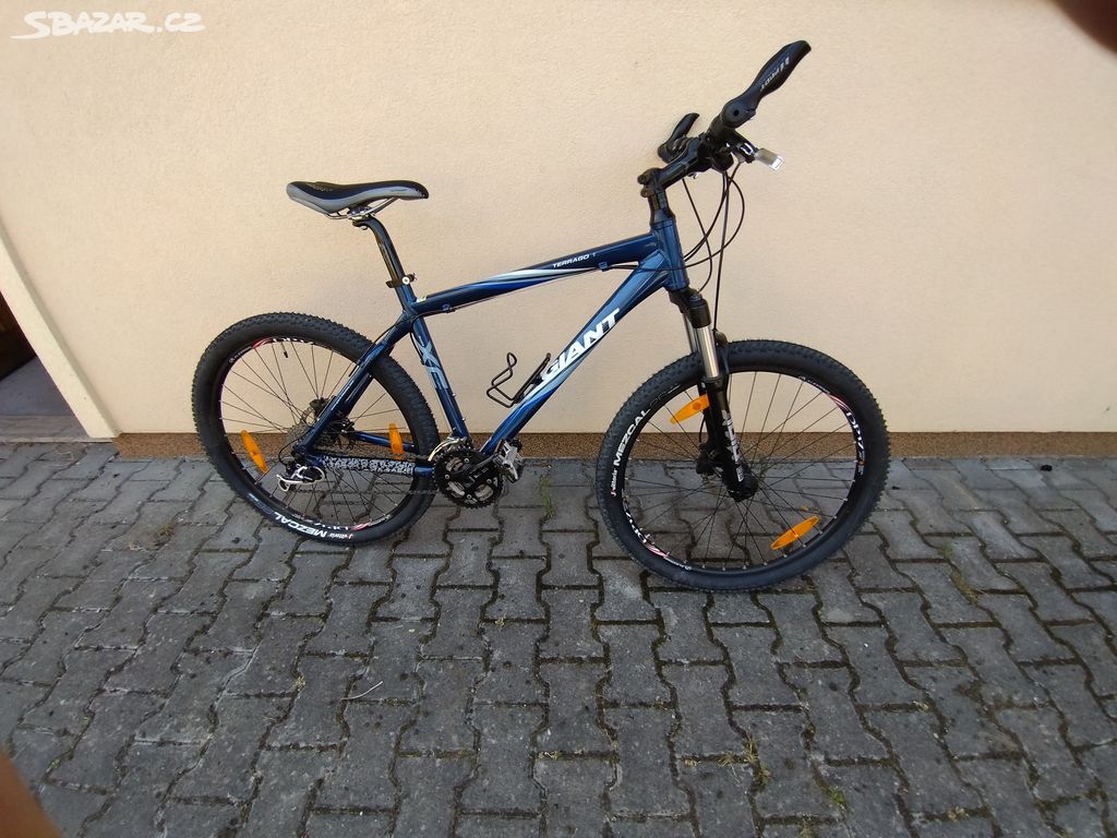 Horské kolo Giant Terrago 1, 26"