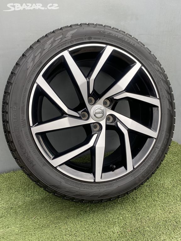 Originální zimní sada Volvo S60 235/45R18 98T