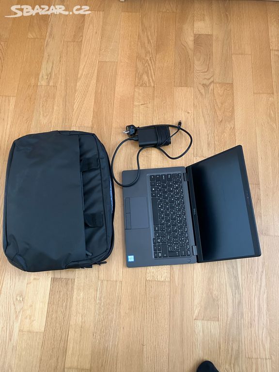 Prodám notebook Dell Latitude 5300