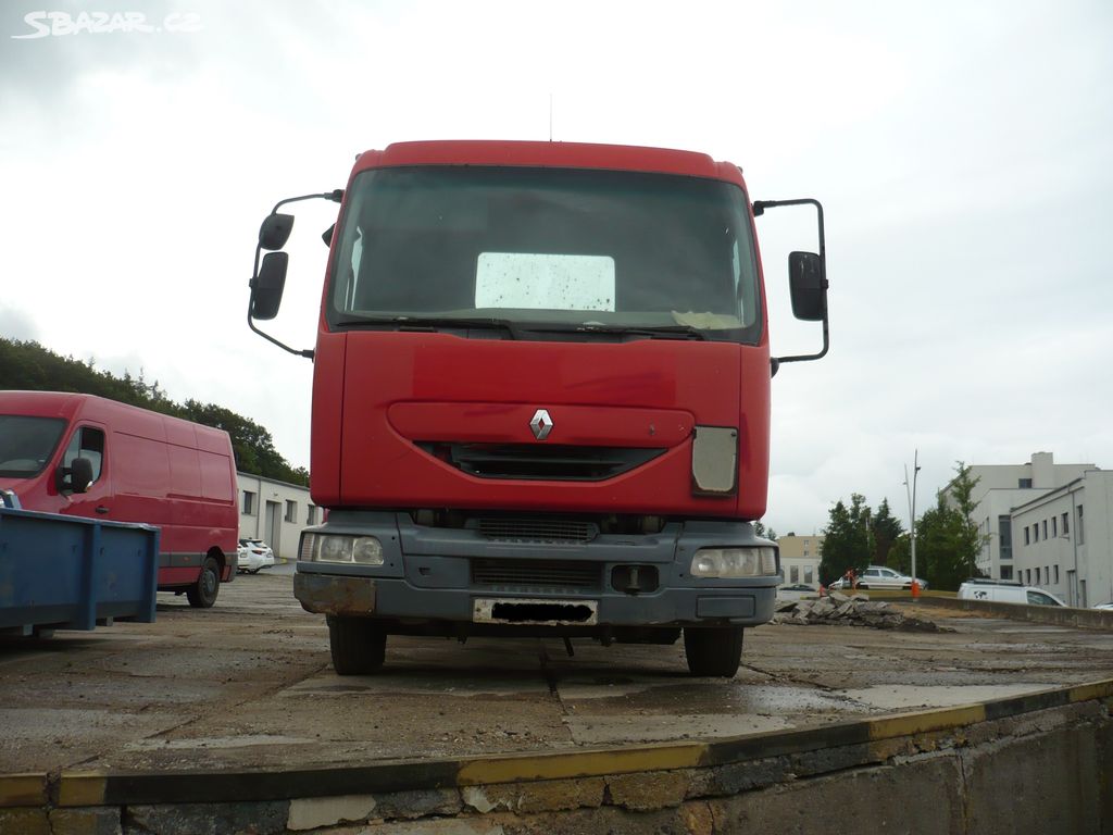 Nákladní auto Renault Midlum