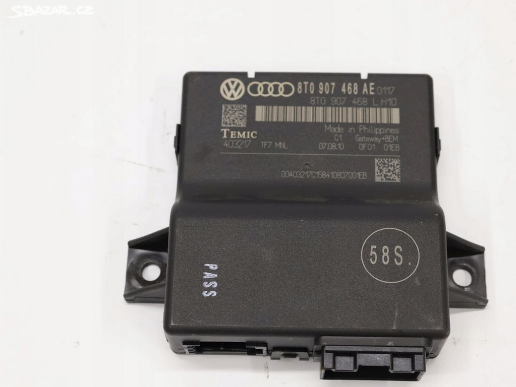 Audi A5 8T8 jednotka modul gateway 8T0907468AE