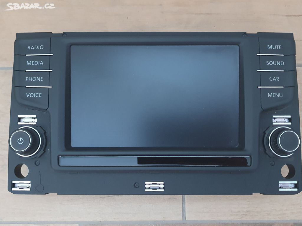 Navigace VW Passat B8