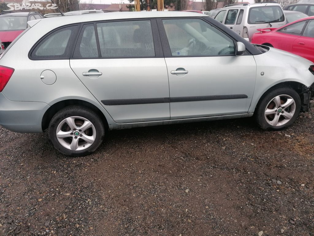 Škoda Fabia, r.v. 2011, 1.6Tdi, 66kw