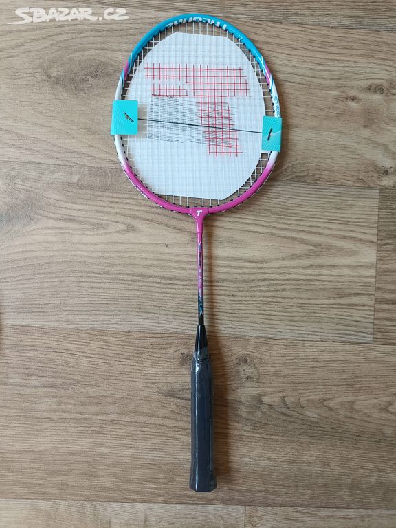 Nová dětská raketa na badminton