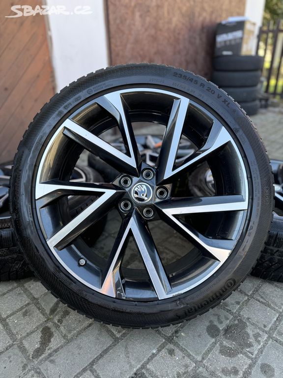 ORIGINÁL Alu Škoda VEGA R20, 5x112 - ZIMNÍ PNEU