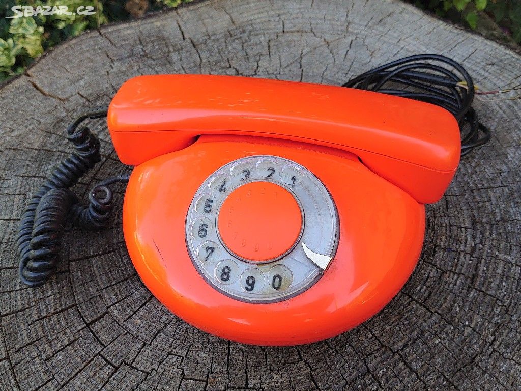 Retro telefon Tesla Stropkov