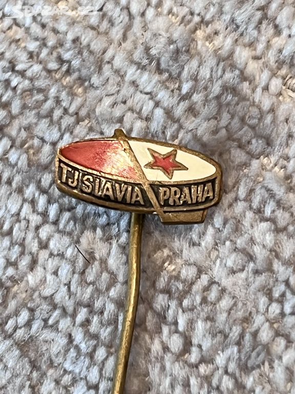 387 - odznak - TJ SLAVIA PRAHA - HOKEJ