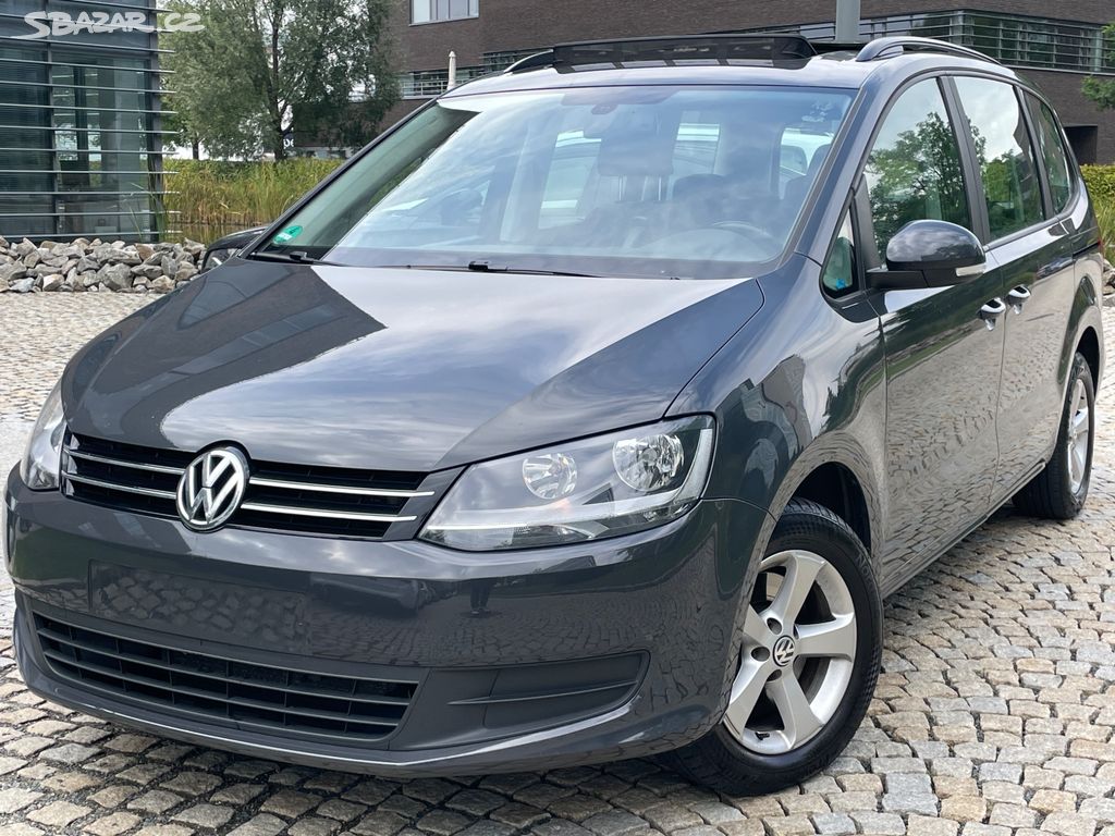 Volkswagen Sharan, 2.0TDI 103KW AUT VÝHŘEV TAŽNÉ