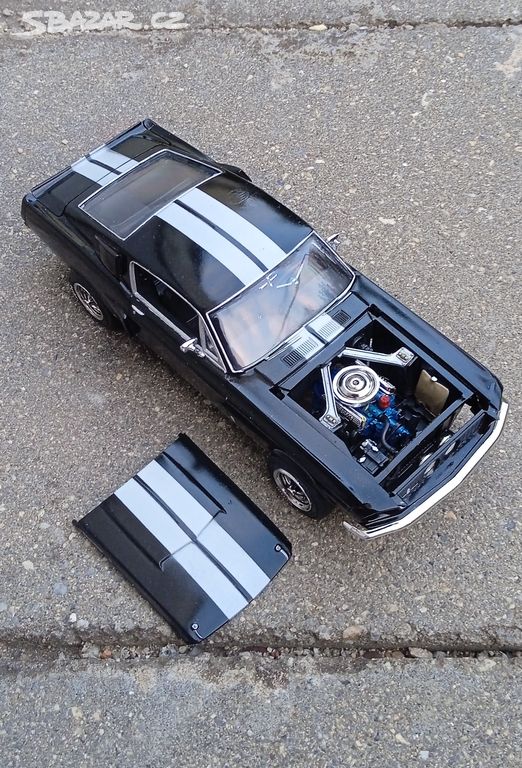 Model Shelby GT-350 1967 1/25 AMT