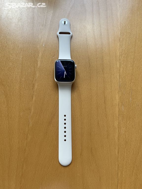 Apple Watch 9 45mm hlinikove