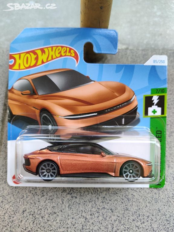 HOT WHEELS DELOREAN ALPHA5