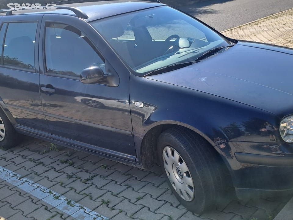 Volkswagen Golf Variant Combi s koulí