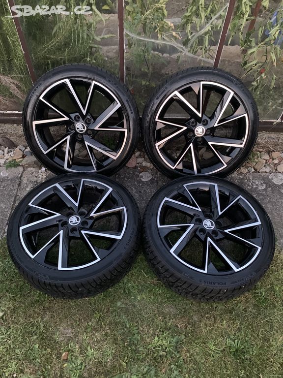 Alu kola Škoda SCALA R18 5X100 ZIMNÍ PNEU 205/45