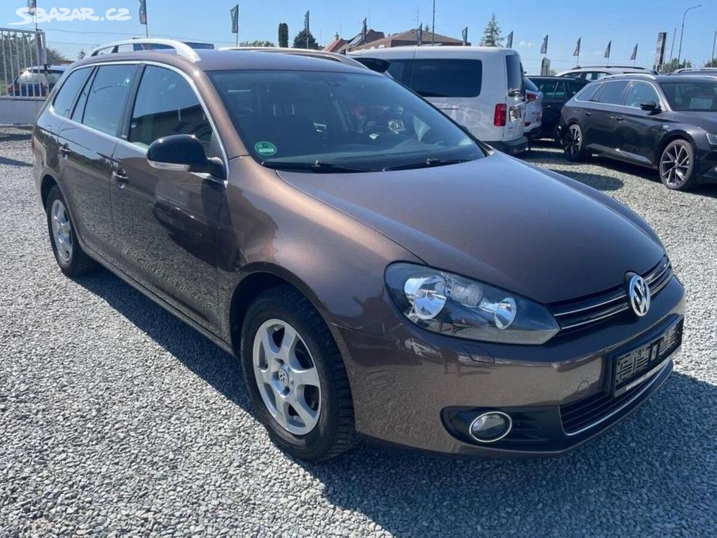 Volkswagen Golf 1.2 TSI STYLE benzín manuální