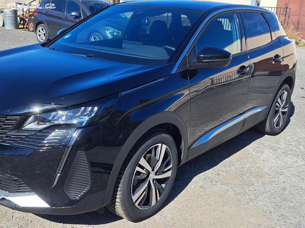 Peugeot 3008 1.2 THP 11/23 6 600km