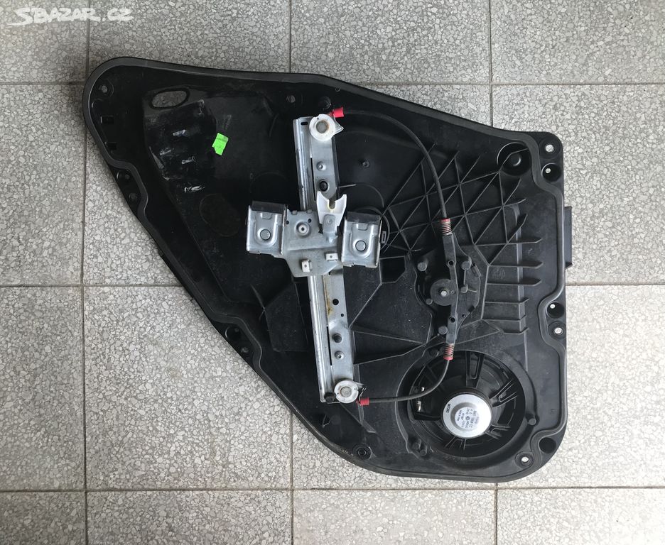 Ford Fiesta MK6 stahovačka zadní manuální