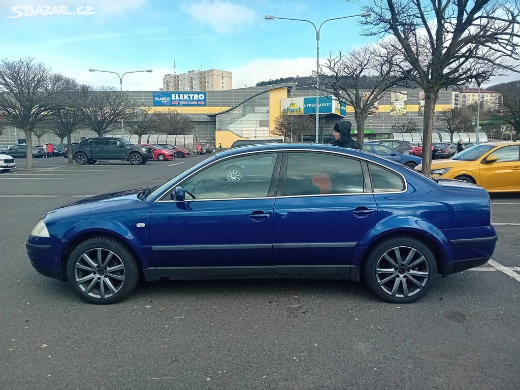 VW PASSAT