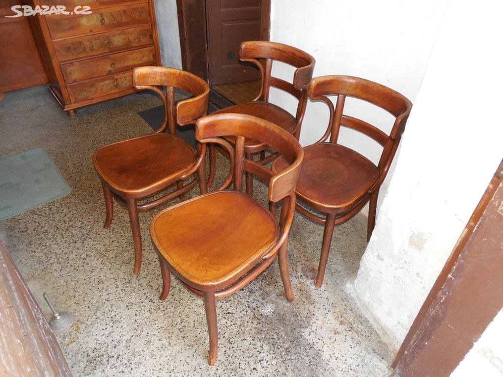 Židle Thonet čtyři kusy