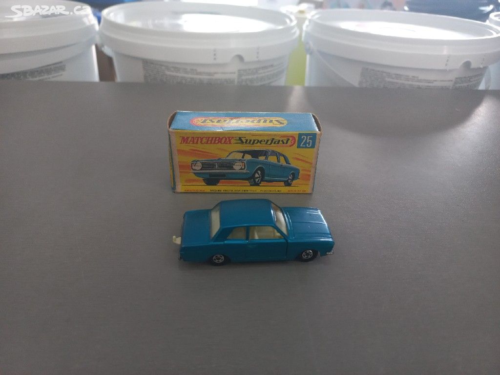 Matchbox superfast no.25 Ford Cortina G.t