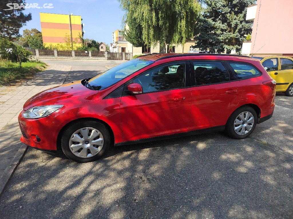 Ford Focus kombi mk3 - 2011