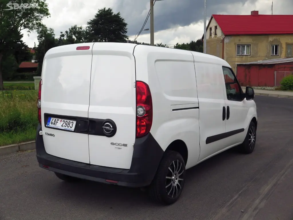 Opel Combo, 1.3 CDTi 66kW 2.4t L2H1 - fotka 4