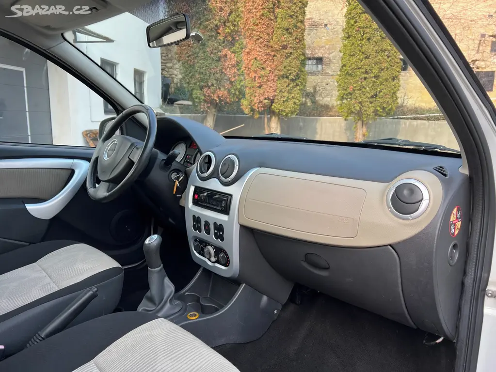 Dacia Sandero 1.5 DCi 63 kW - fotka 6