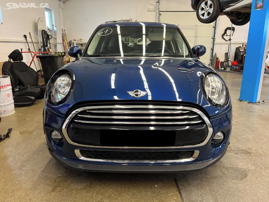 Mini Cooper 1.5T 100kW - fotka 2