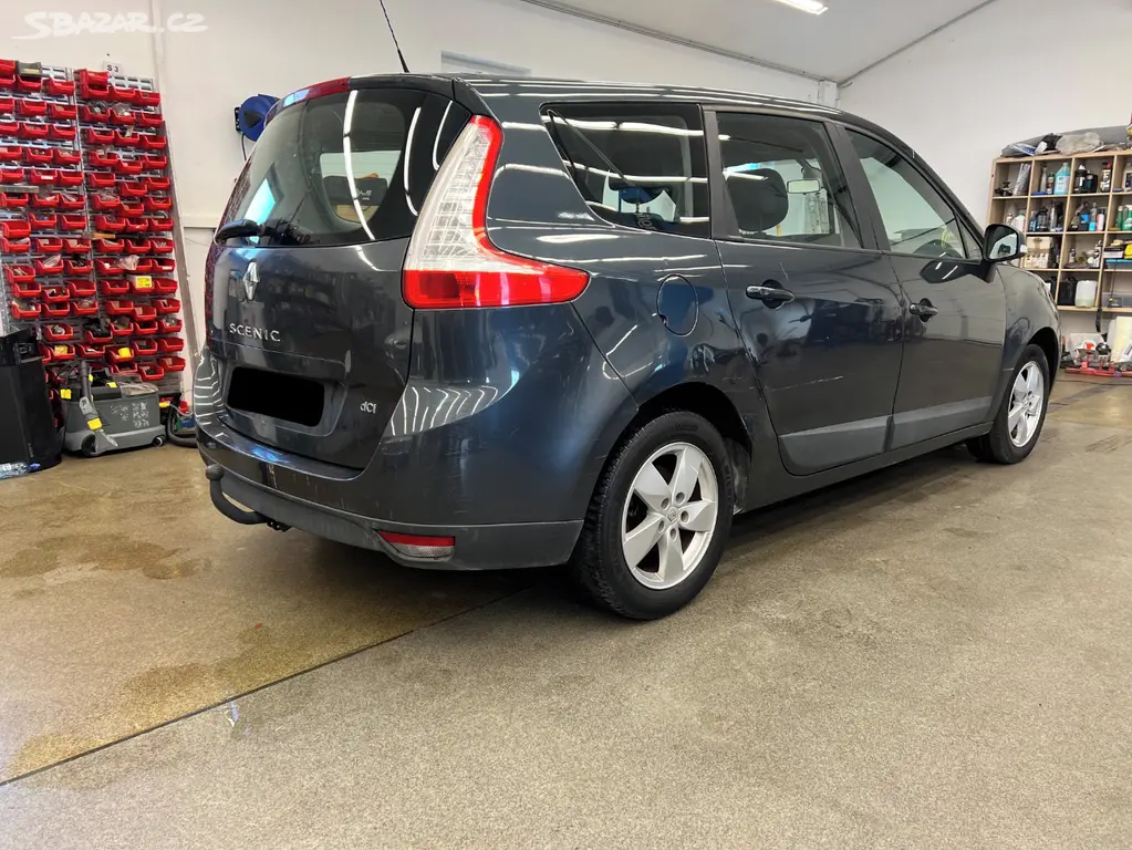 Renault Mégane Scenic 1.9 dCi 96kW - fotka 4