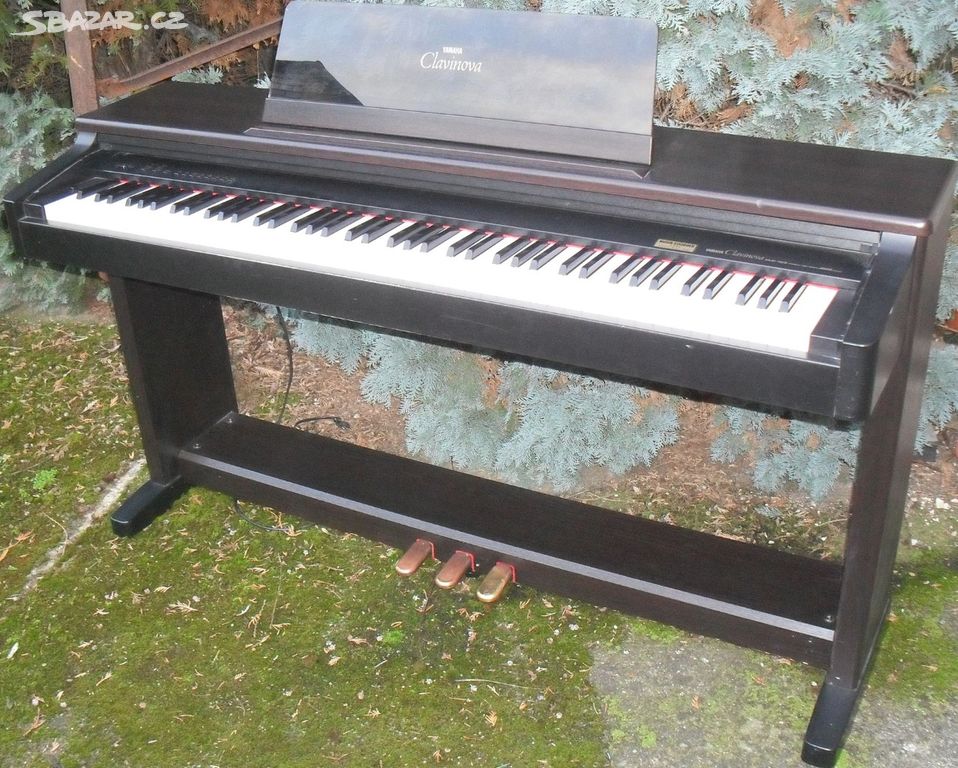 Piano yamaha clavinova clp 123 deals