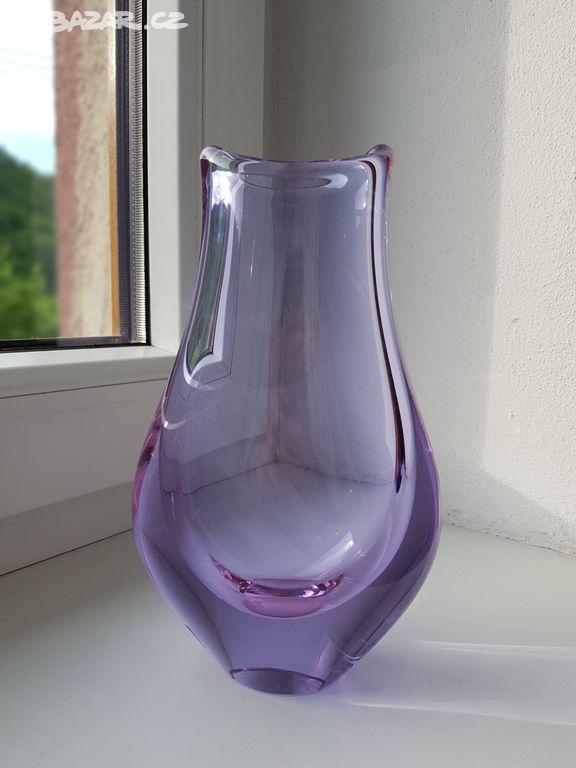 Alexandritová váza - M.Klinger - ŽBS
